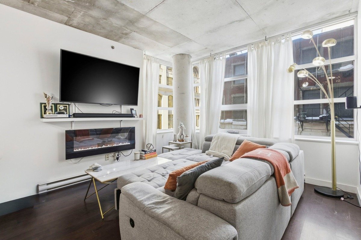 630 Rue William, apt. 206 — photo 4